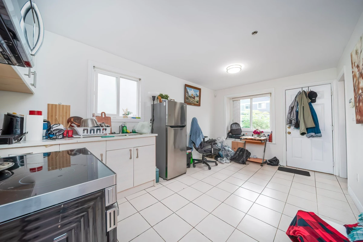 Backyard Photo of 5174 Aberdeen Street, Vancouver, BC