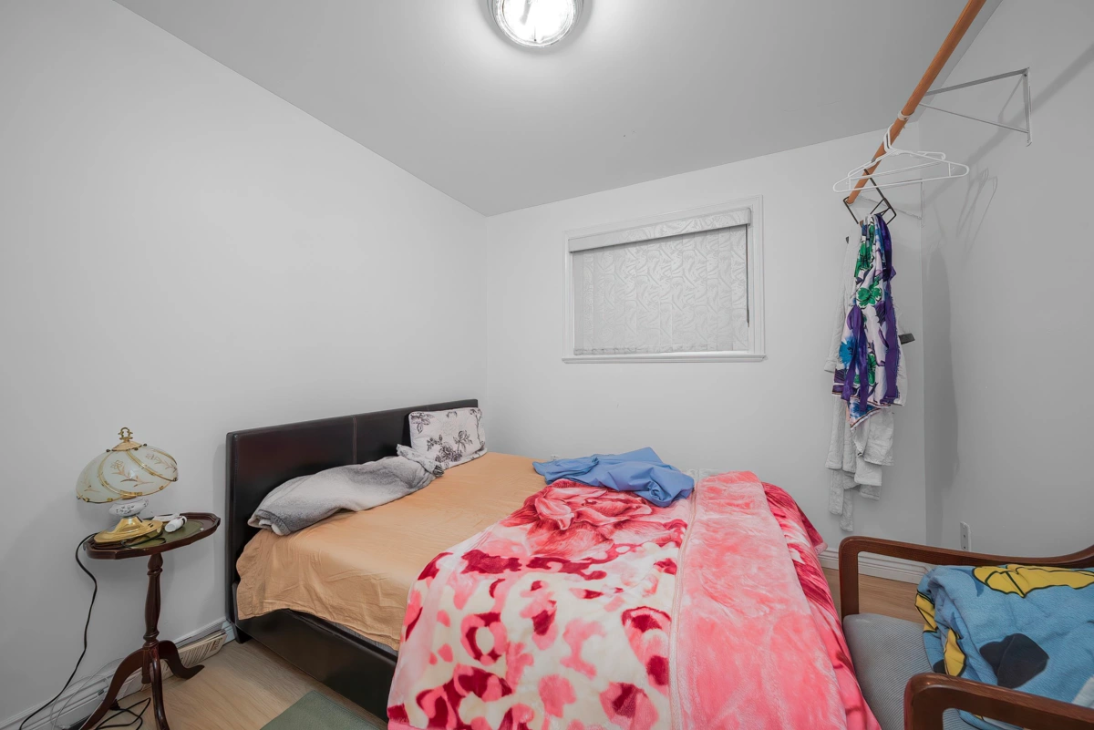 Garden / Landscaping Photo of 5174 Aberdeen Street, Vancouver, BC