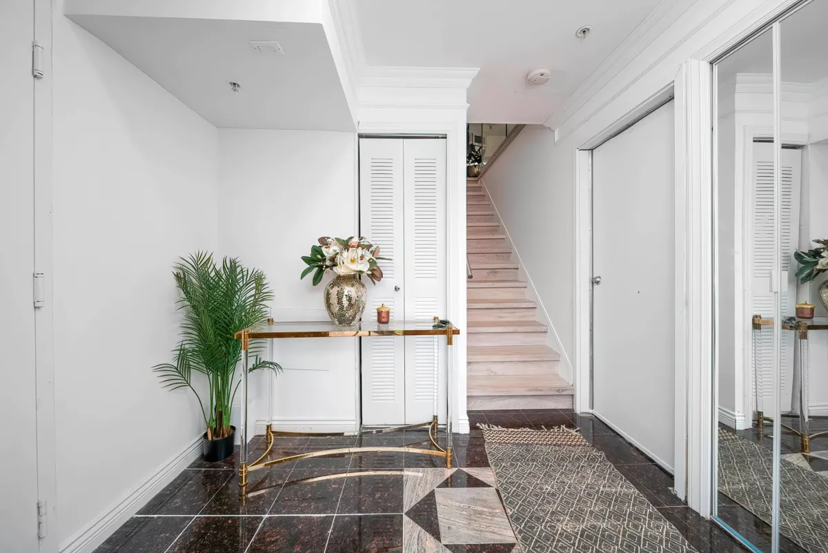 Kitchen Island Photo of 5174 Aberdeen Street, Vancouver, BC