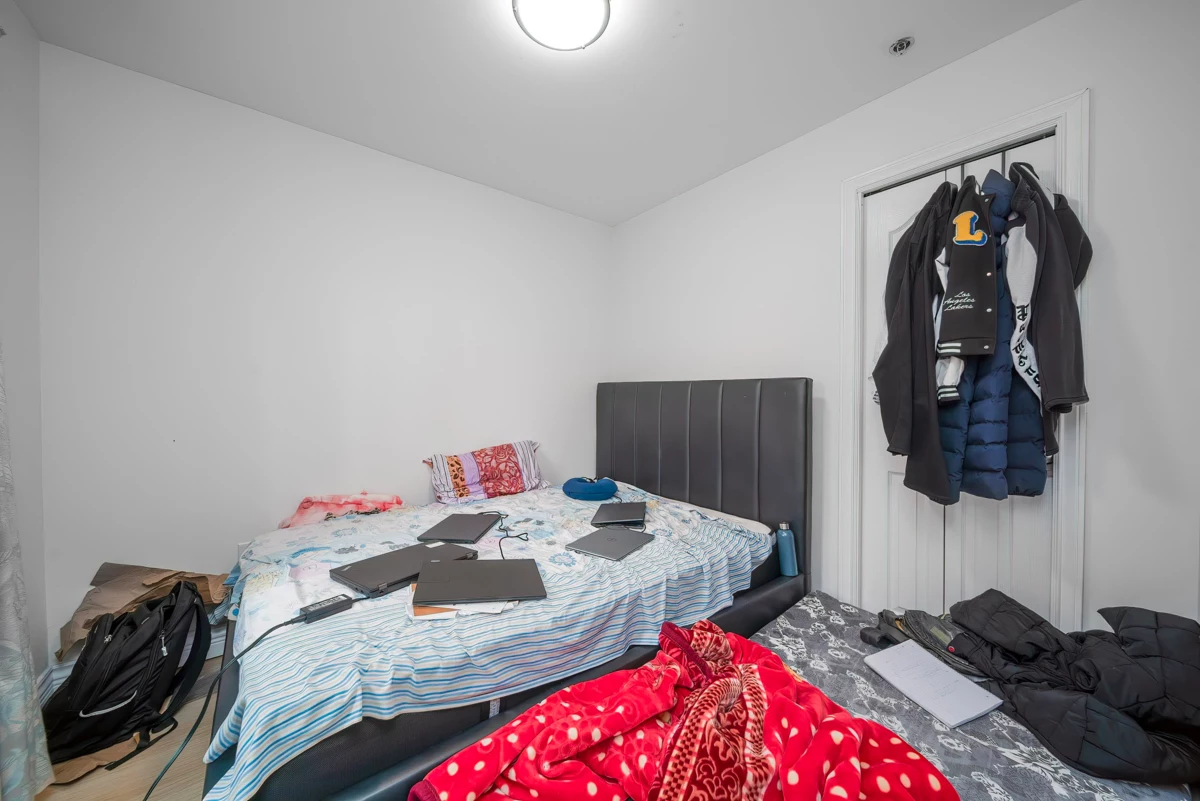 Outdoor Deck Photo of 5174 Aberdeen Street, Vancouver, BC