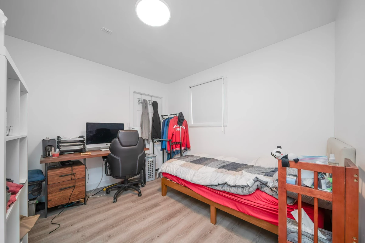 Swimming Pool Photo of 5174 Aberdeen Street, Vancouver, BC