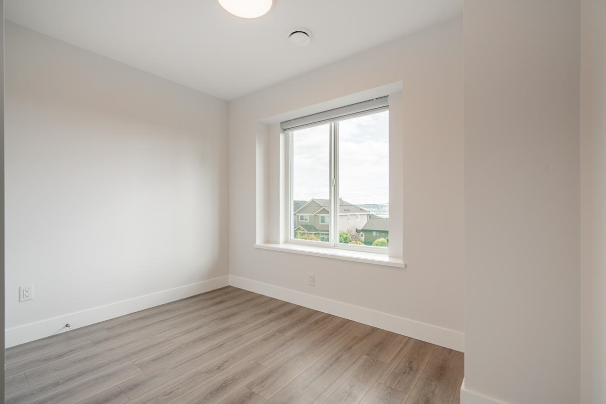 Office / Den Photo of 947 Walls Avenue, Coquitlam, BC