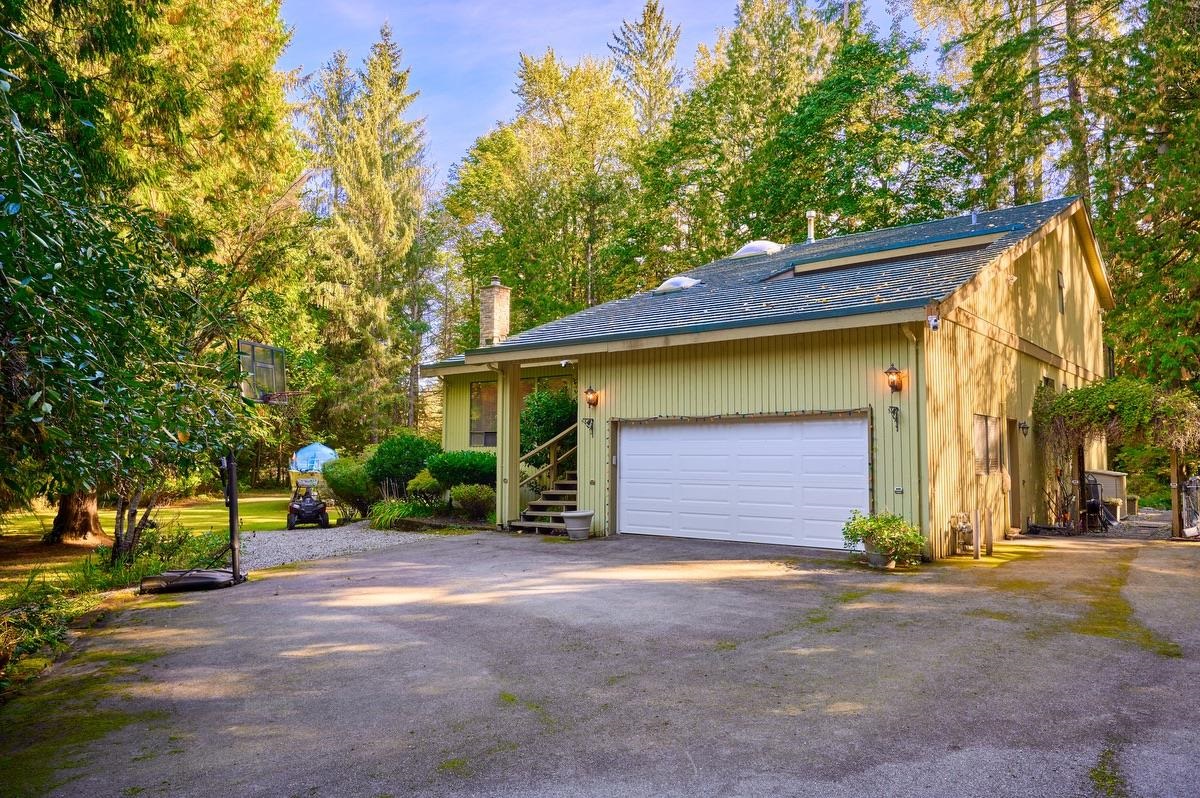 Living Room Photo of 12680 239 Street, Maple Ridge, BC
