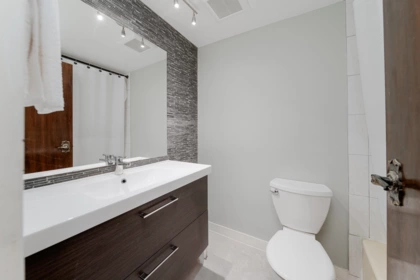 108 2450 Cornwall Avenue, Vancouver, BC, Vancouver — Apartment/Condo for sale
