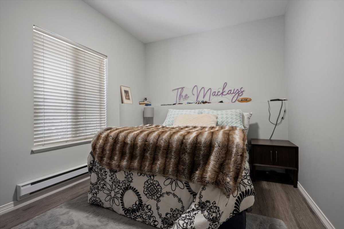 Swimming Pool Photo of 3552 Bassano Terrace, Abbotsford, BC