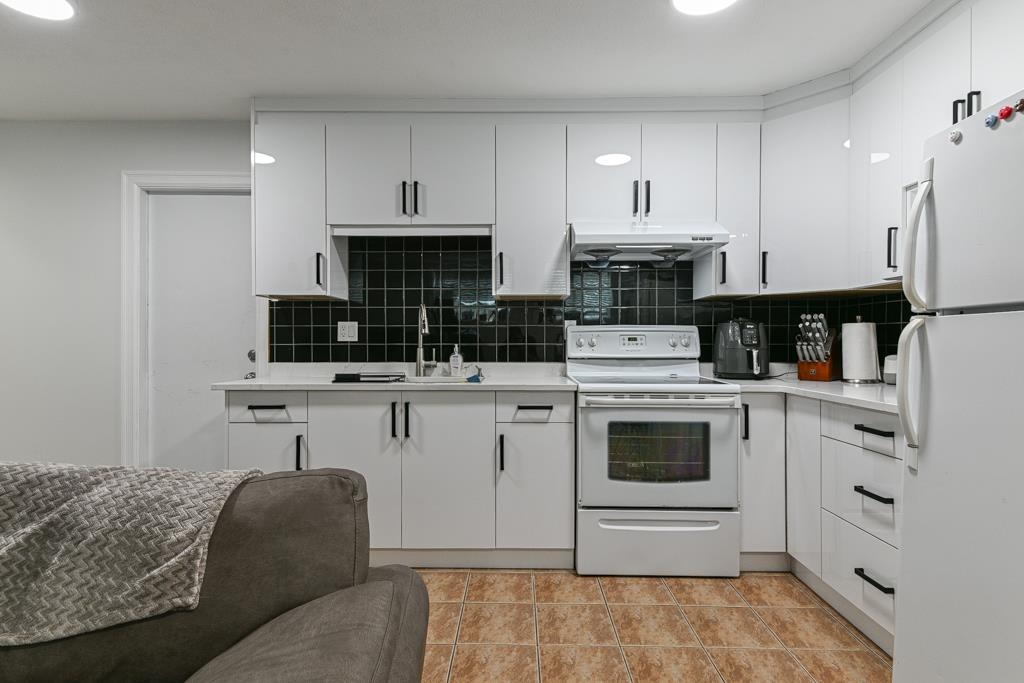 Outdoor Kitchen Photo of 31496 Cougar Court, Abbotsford, BC