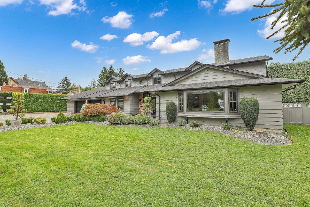 Family Room Photo of 20214 Patterson Avenue, Maple Ridge, BC