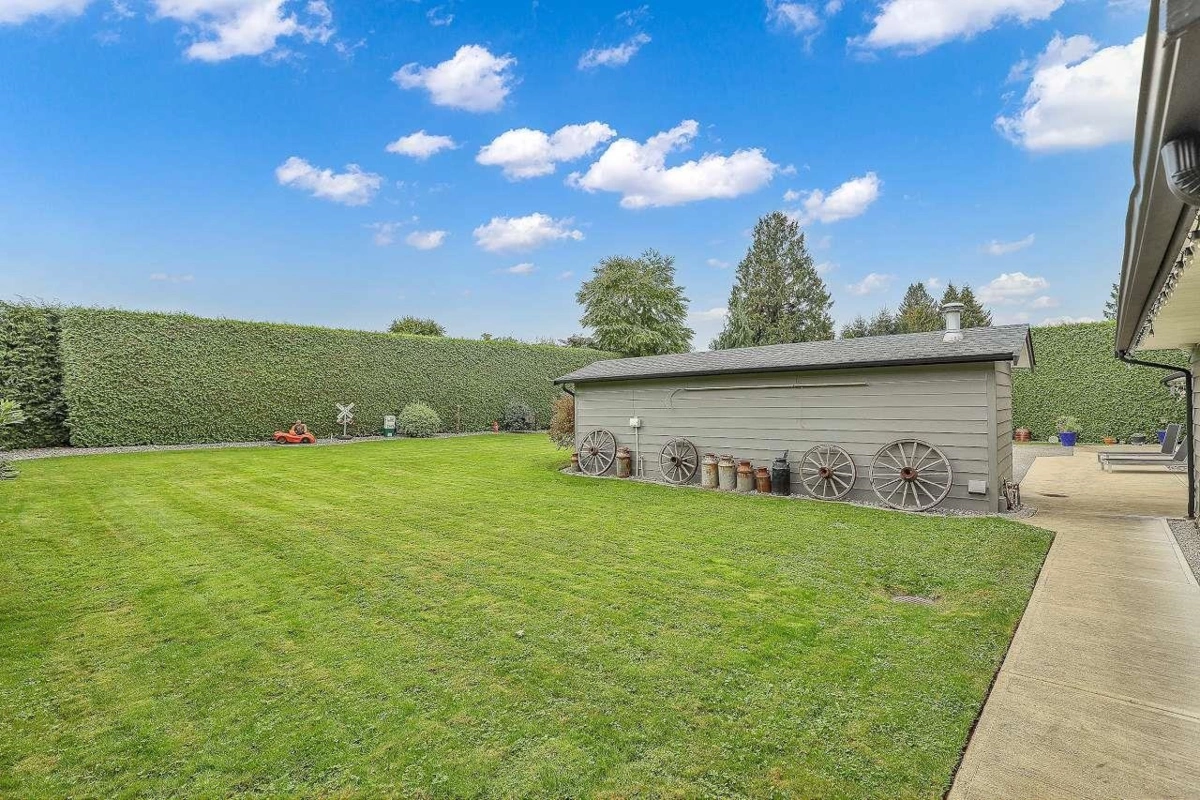 Outdoor Kitchen Photo of 20214 Patterson Avenue, Maple Ridge, BC