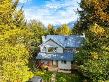 8604 Fissile Lane, Whistler, BC, Whistler — Single Family Residence for sale