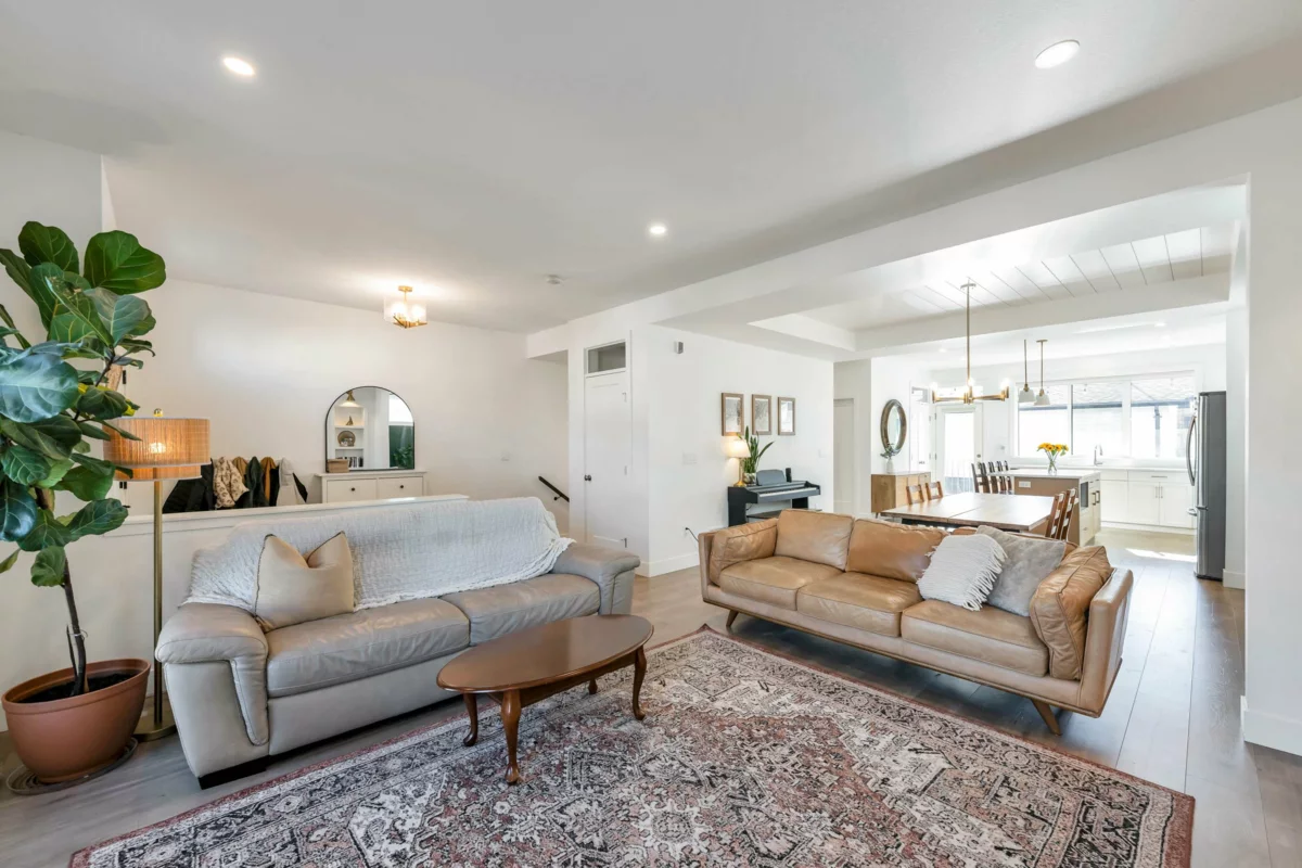 Family Room Photo of 7819 Cedarbrook Road, Chilliwack, BC