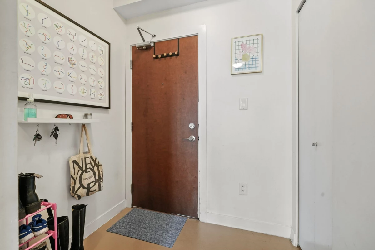 Living Room Photo of 715 221 Union Street, Vancouver, BC