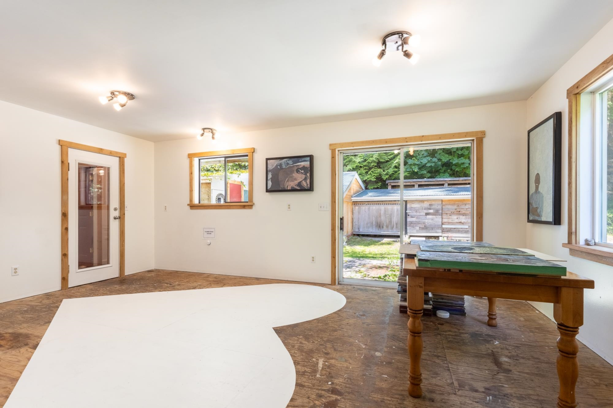 Backyard Photo of 6121 Golf Course Road, Sechelt, BC