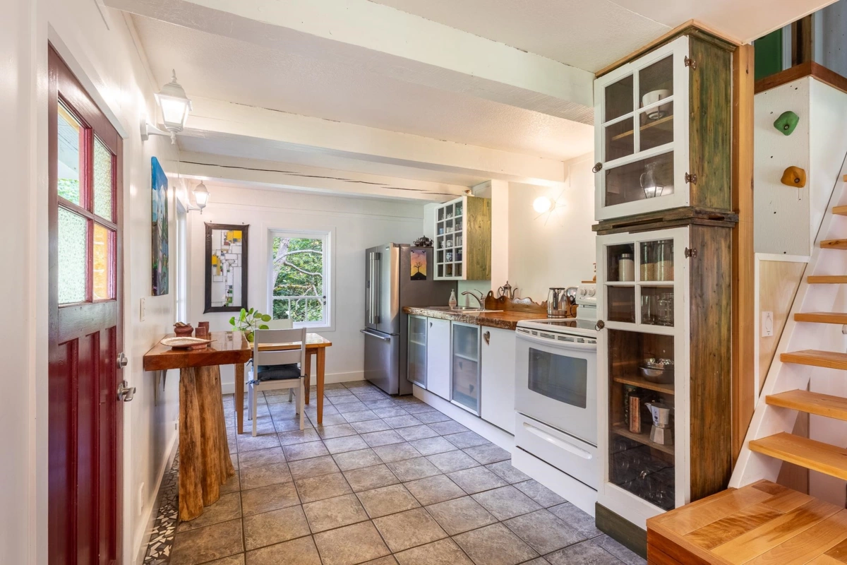 Dining Area Photo of 6121 Golf Course Road, Sechelt, BC