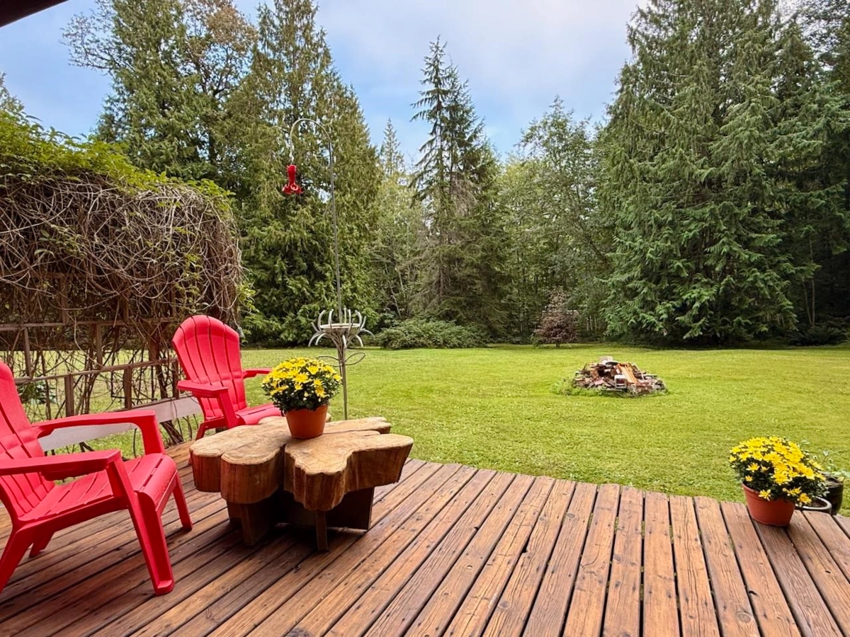 Loft / Bonus Room Photo of 6121 Golf Course Road, Sechelt, BC