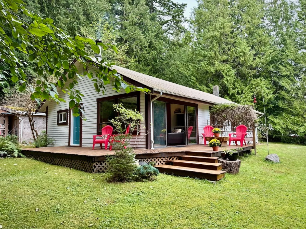 Office / Den Photo of 6121 Golf Course Road, Sechelt, BC