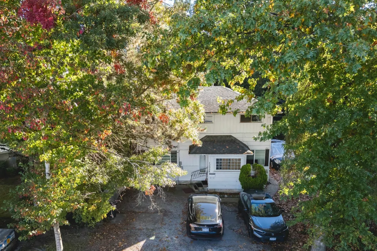 Family Room Photo of 12058 Harris Road, Pitt Meadows, BC