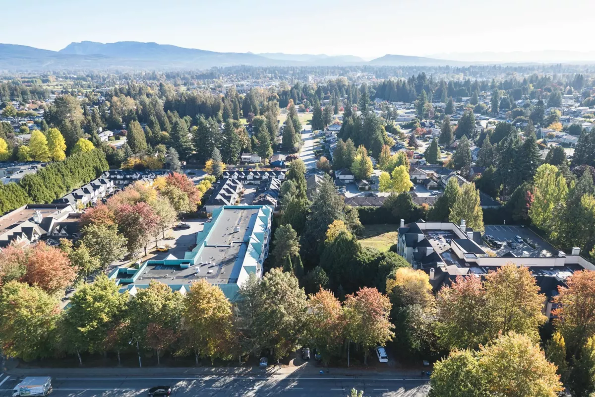 Walk-In Closet Photo of 12058 Harris Road, Pitt Meadows, BC