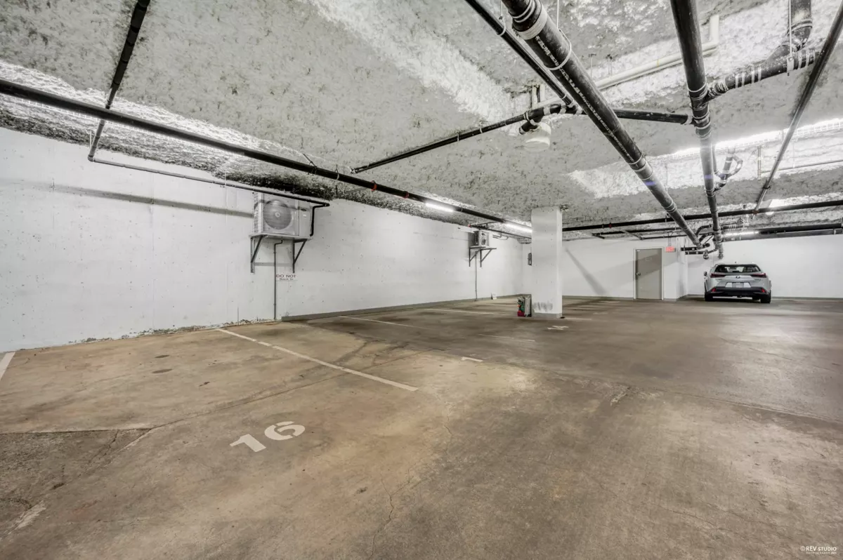 Hallway Photo of 301 2096 W 46th Avenue, Vancouver, BC