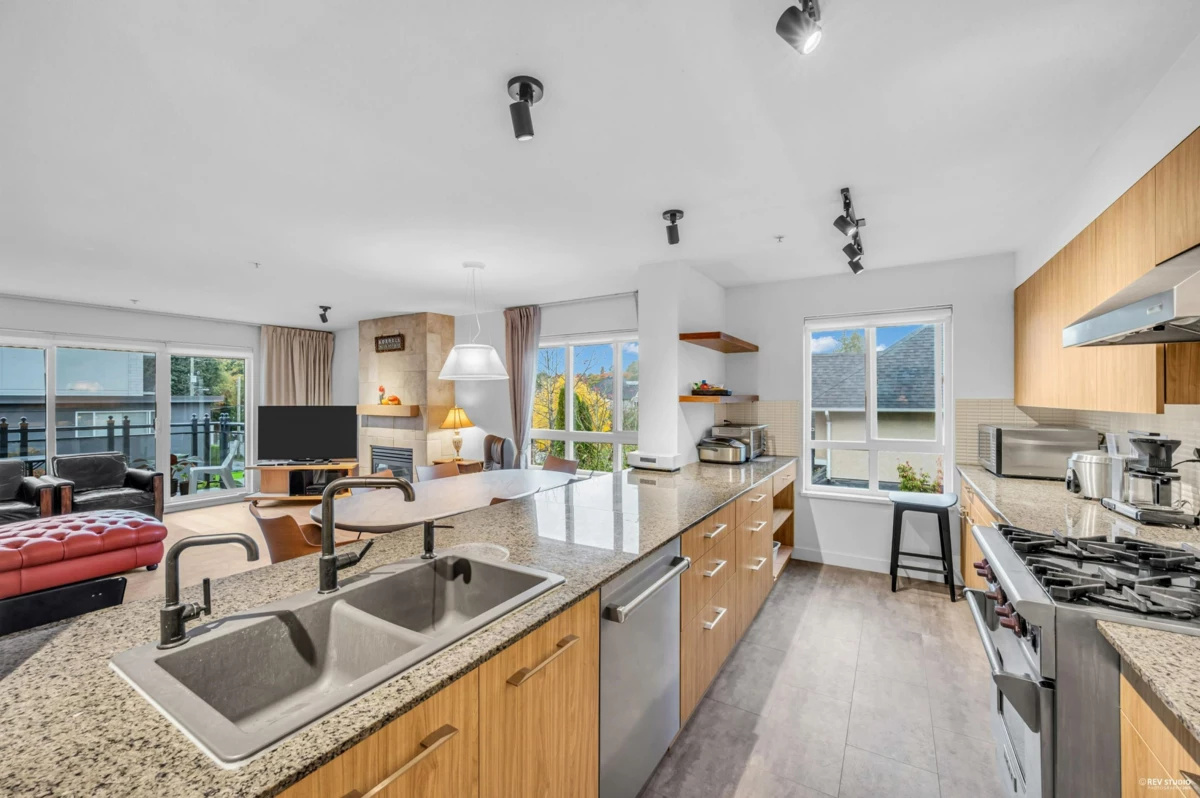 Primary Bedroom Photo of 301 2096 W 46th Avenue, Vancouver, BC