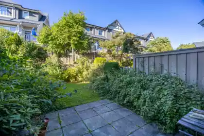 211 3105 Dayanee Springs Boulevard, Coquitlam, BC