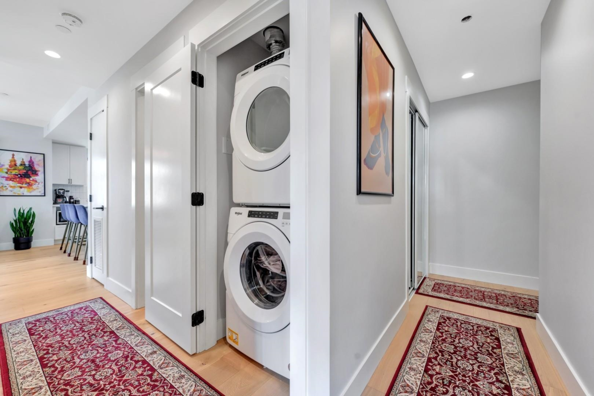 Dining Area Photo of 411 22226 Brown Avenue, Maple Ridge, BC