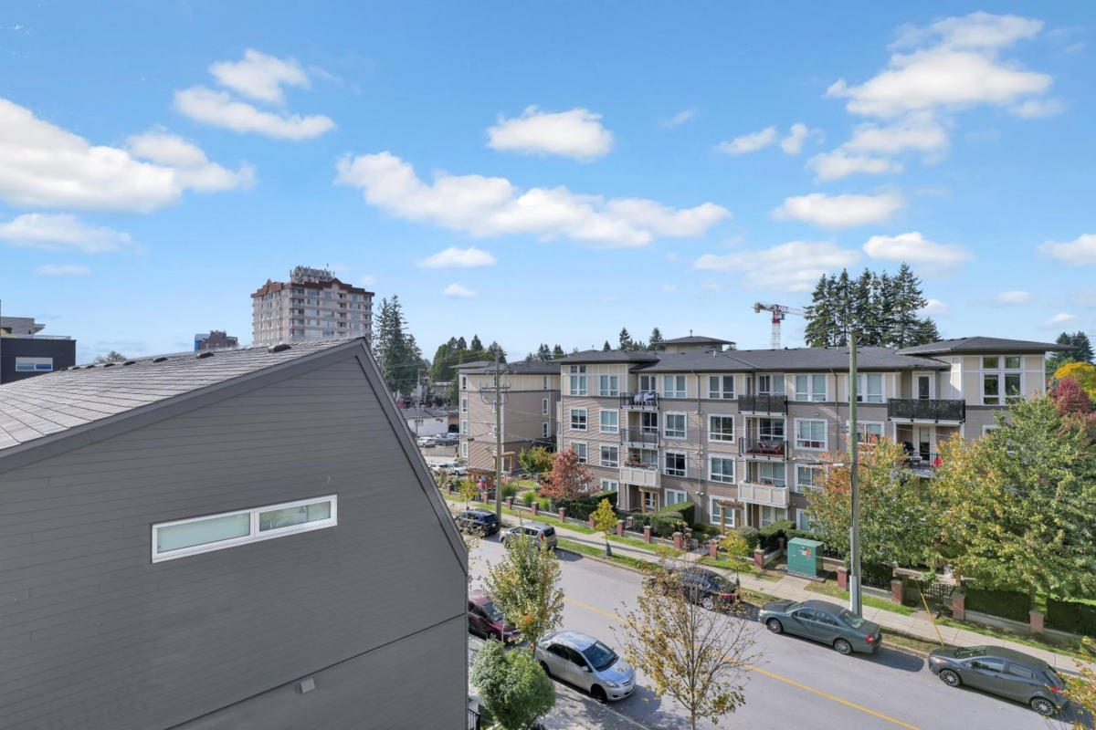 Hot Tub / Spa Photo of 411 22226 Brown Avenue, Maple Ridge, BC