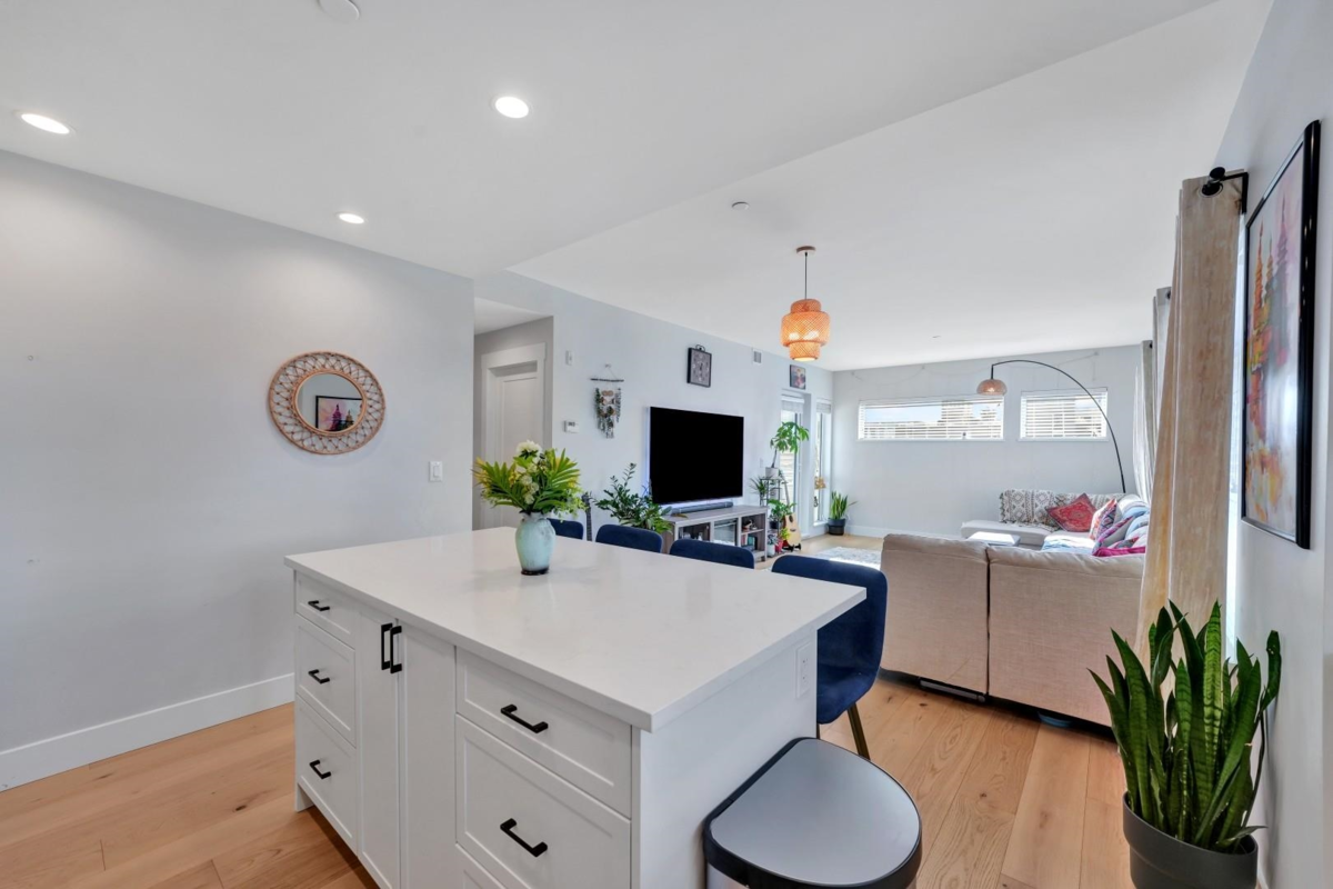 Loft / Bonus Room Photo of 411 22226 Brown Avenue, Maple Ridge, BC