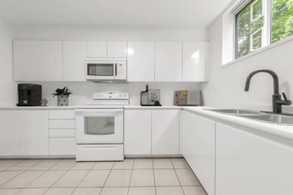 307 3061 E Kent Avenue North, Vancouver, BC, Vancouver — Apartment/Condo for sale