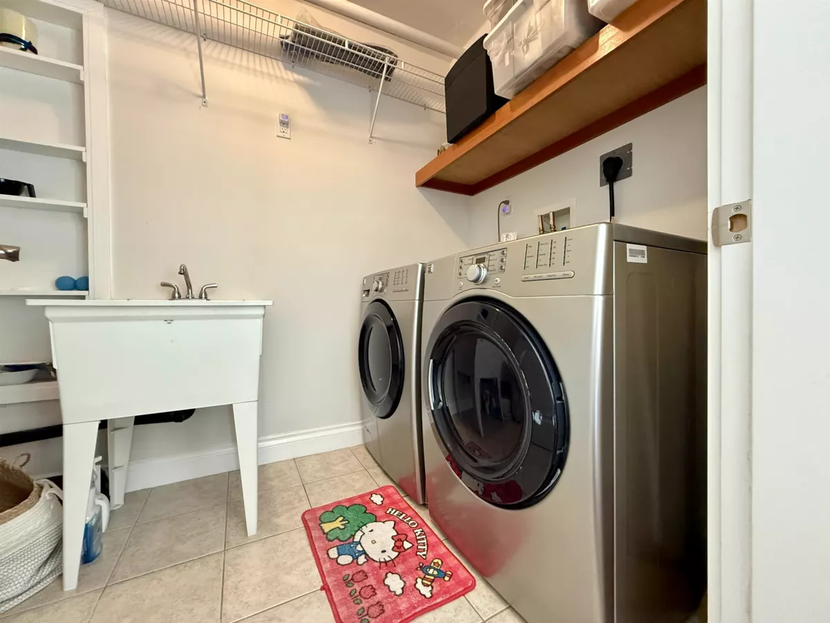 Basement Recreation Room Photo of 6722 Kneale Place, Burnaby, BC