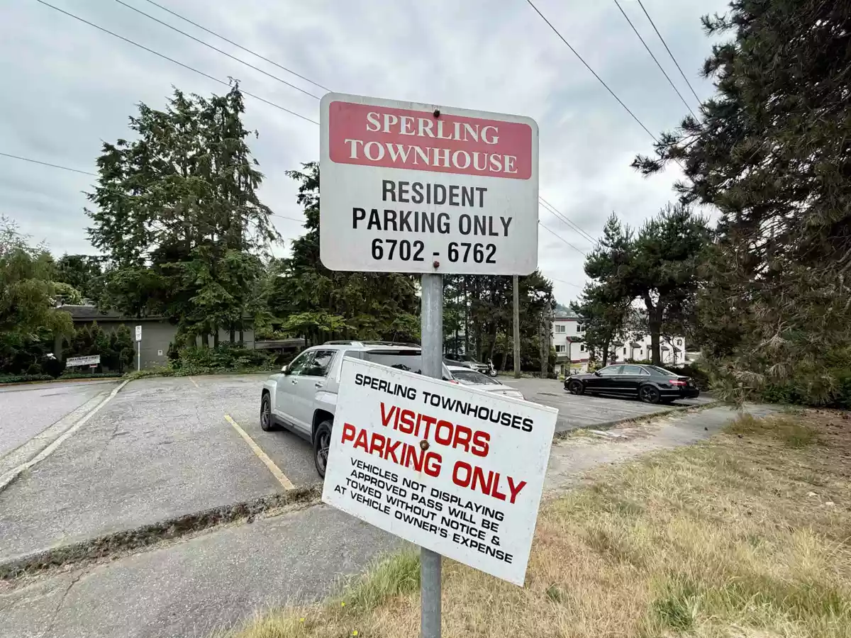 Garden / Landscaping Photo of 6722 Kneale Place, Burnaby, BC