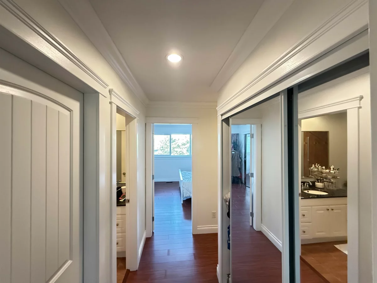 Primary Bathroom Photo of 6722 Kneale Place, Burnaby, BC