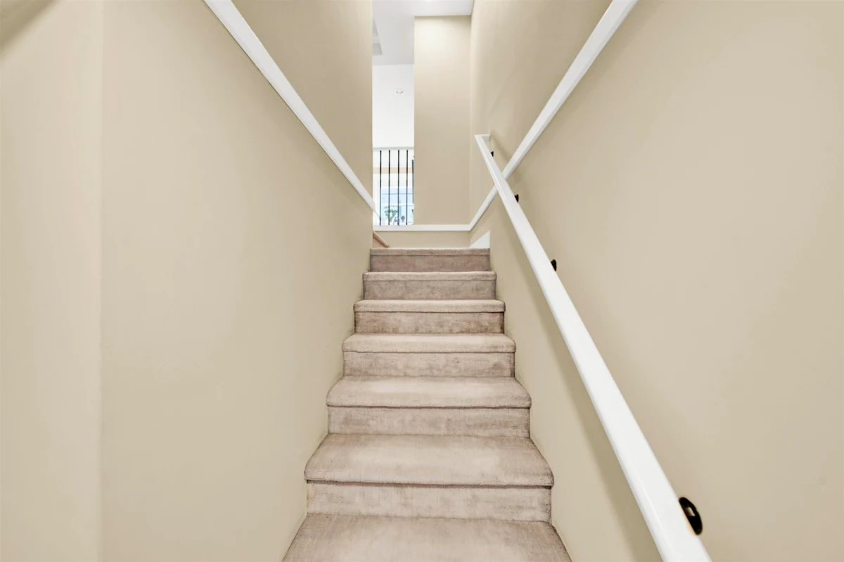 Primary Bathroom Photo of 220 16488 64 Avenue, Surrey, BC