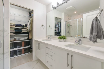 Guest Bathroom Photo of 34 20857 77a Avenue, Langley, BC