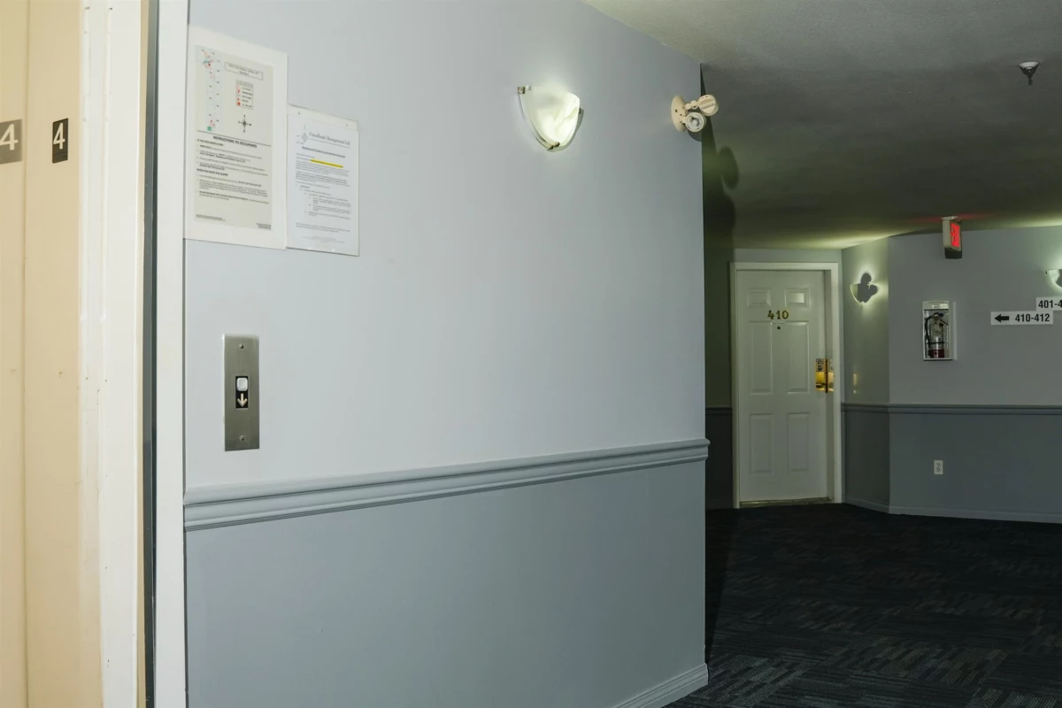 Basement Recreation Room Photo of 410 7435 121a Street, Surrey, BC