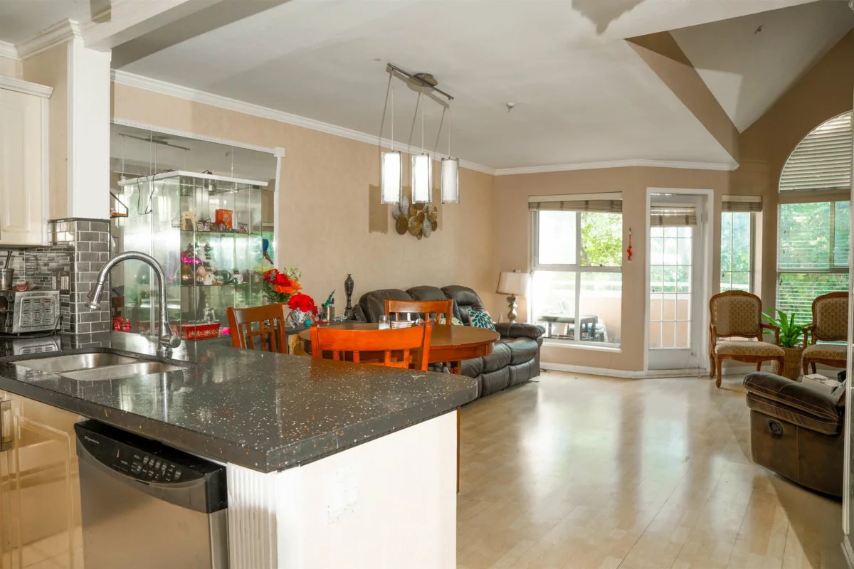 Kitchen Island Photo of 410 7435 121a Street, Surrey, BC
