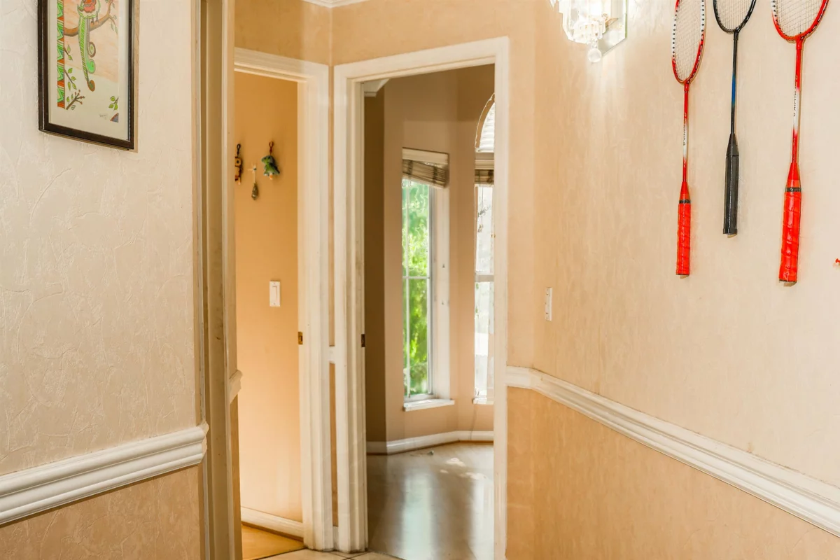 Primary Bathroom Photo of 410 7435 121a Street, Surrey, BC