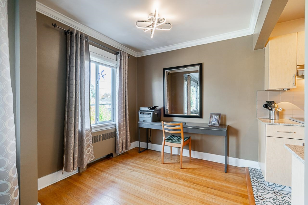 Powder Room Photo of 305 3530 Cambie Street, Vancouver, BC