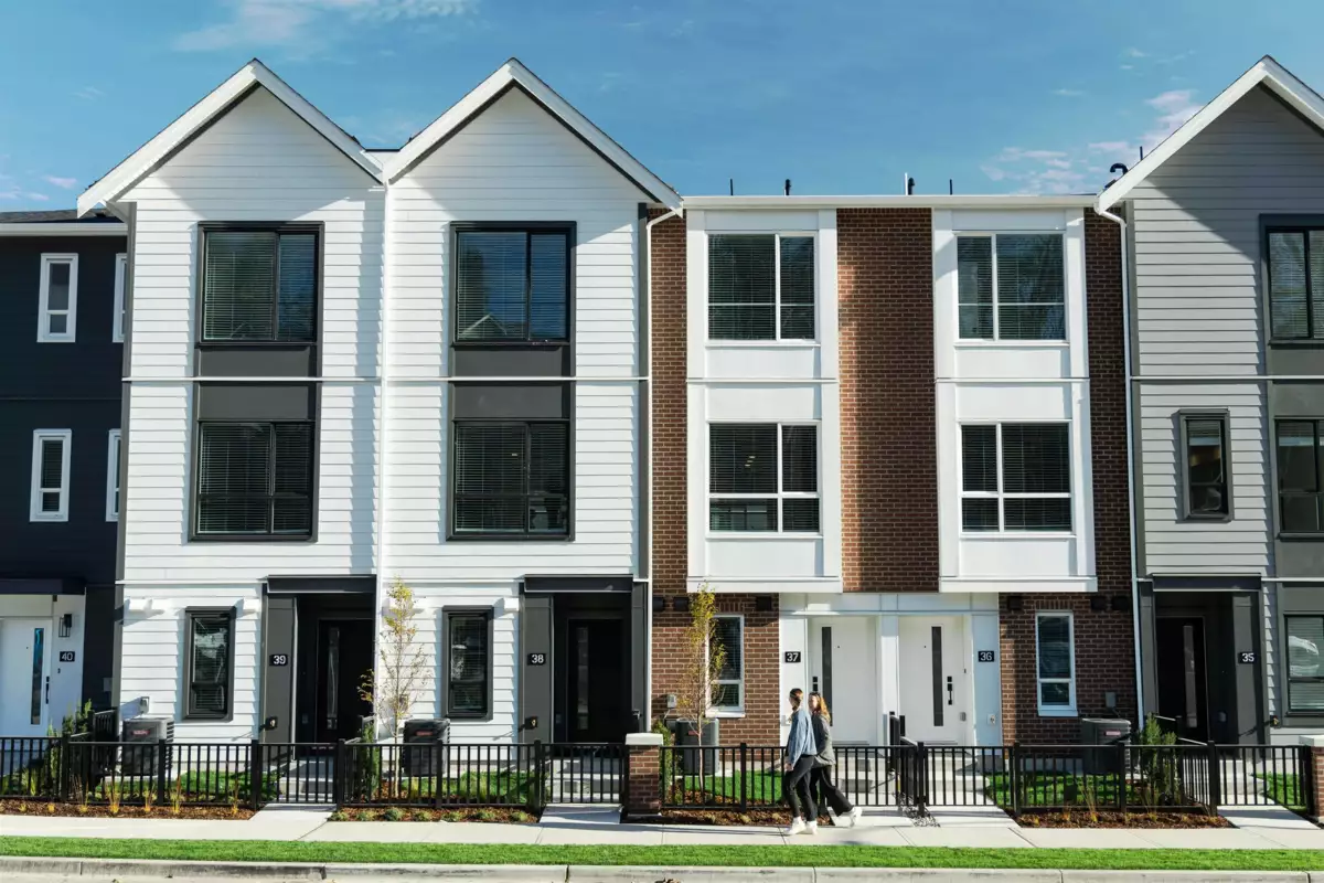 Bedroom 2 Photo of 71 2886 Montrose Avenue, Abbotsford, BC
