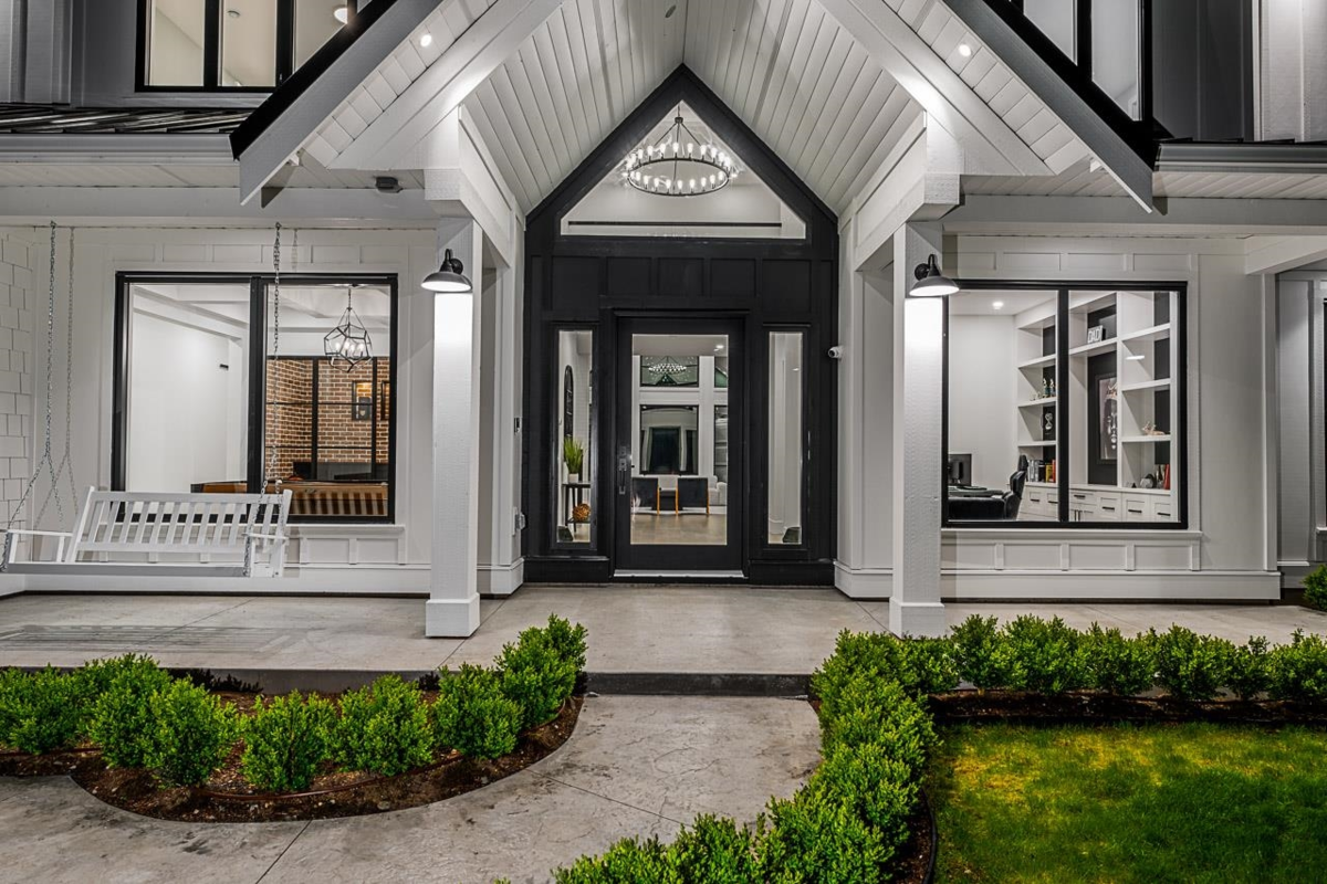 Laundry Room Photo of 5659 248 Street, Langley, BC