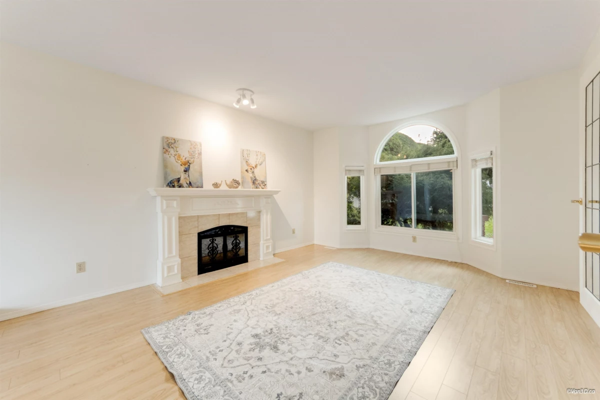 Breakfast Nook Photo of 21541 87 Avenue, Langley, BC