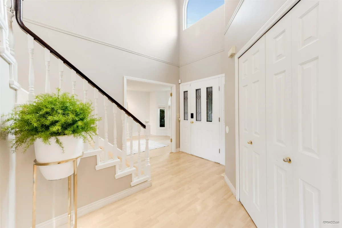Dining Area Photo of 21541 87 Avenue, Langley, BC