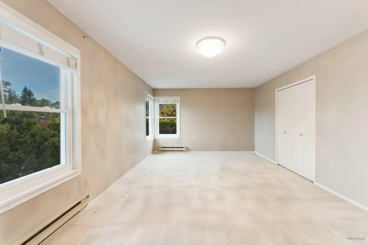 Hallway Photo of 21541 87 Avenue, Langley, BC