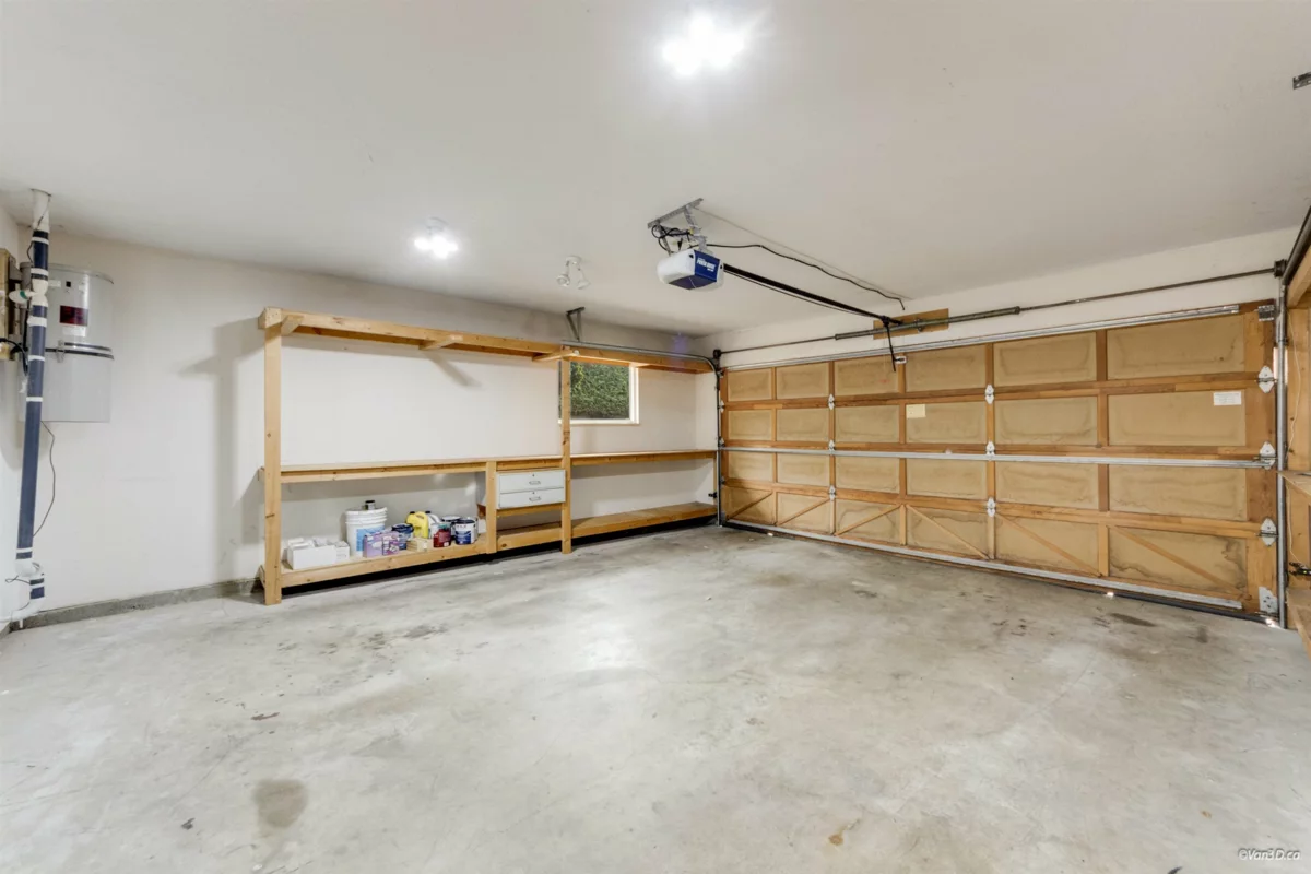 Mudroom Photo of 21541 87 Avenue, Langley, BC