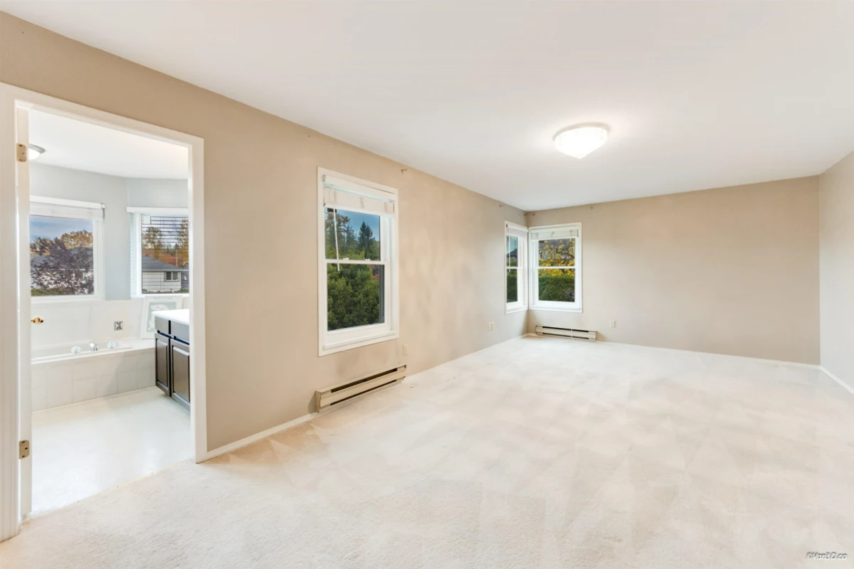 Staircase Photo of 21541 87 Avenue, Langley, BC