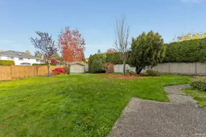 Neighborhood Park Photo Near 21541 87 Avenue, Langley, BC