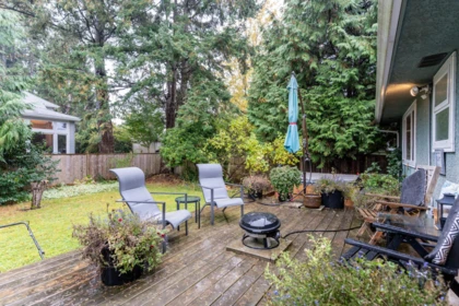 Garden / Landscaping Photo of 5280 1 Avenue, Delta, BC