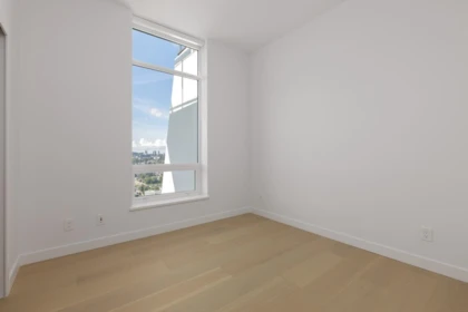 Bedroom 4 Photo of 3901 2181 Madison Avenue, Burnaby, BC