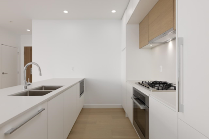 Primary Bedroom Photo of 3901 2181 Madison Avenue, Burnaby, BC