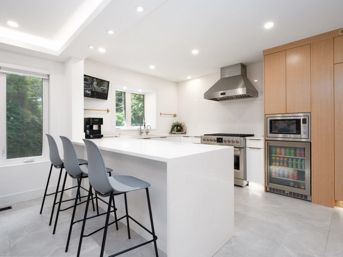 Pantry Photo of 4283 Capilano Road, North Vancouver, BC