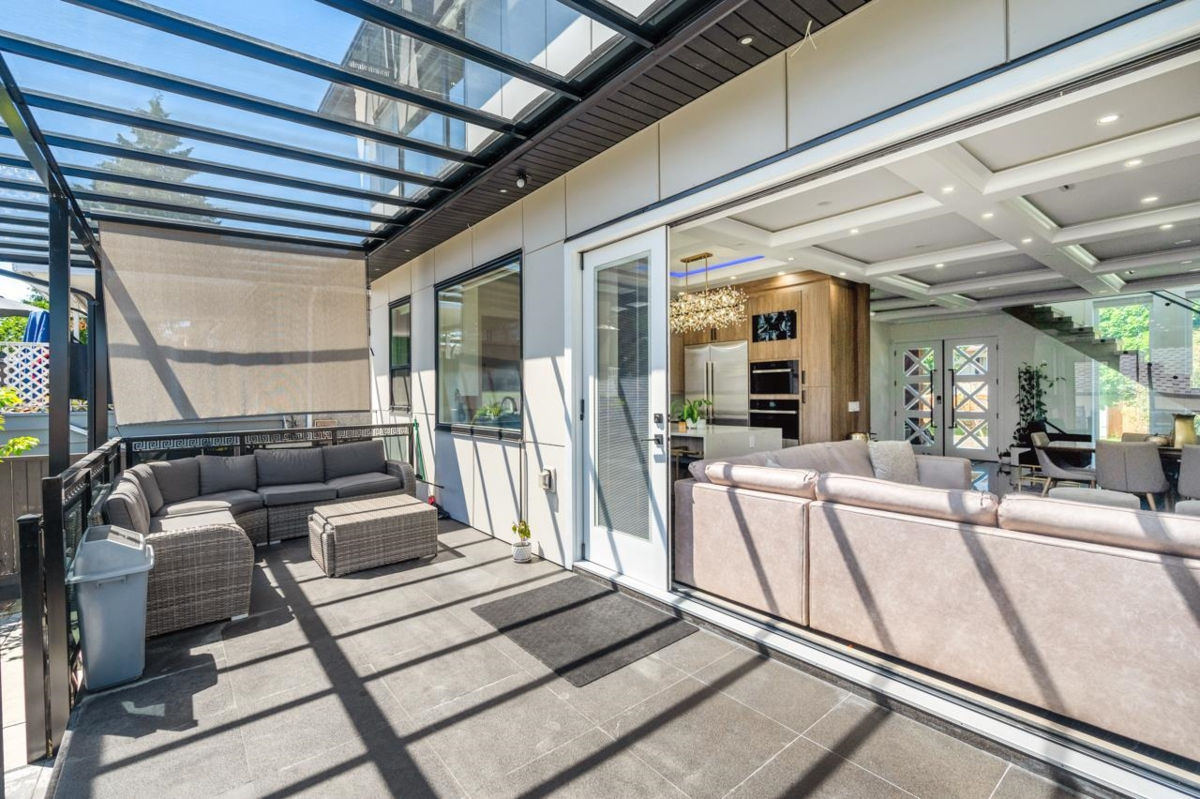 Garden / Landscaping Photo of 2798 E 43rd Avenue, Vancouver, BC